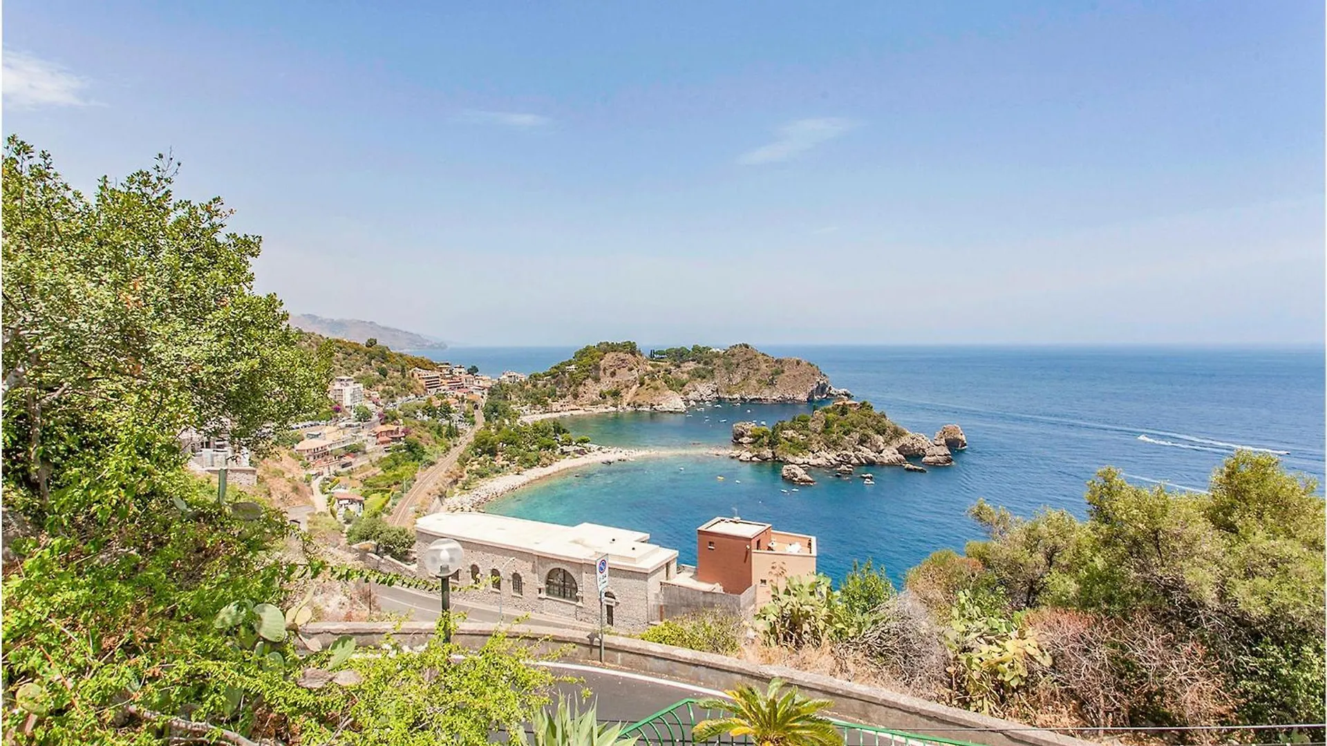 3 Bedroom Lovely Apartment In Calatabiano